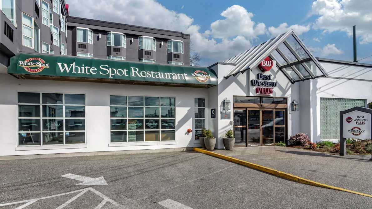 Best Western Plus Vancouver Airport Hotel (YVR)