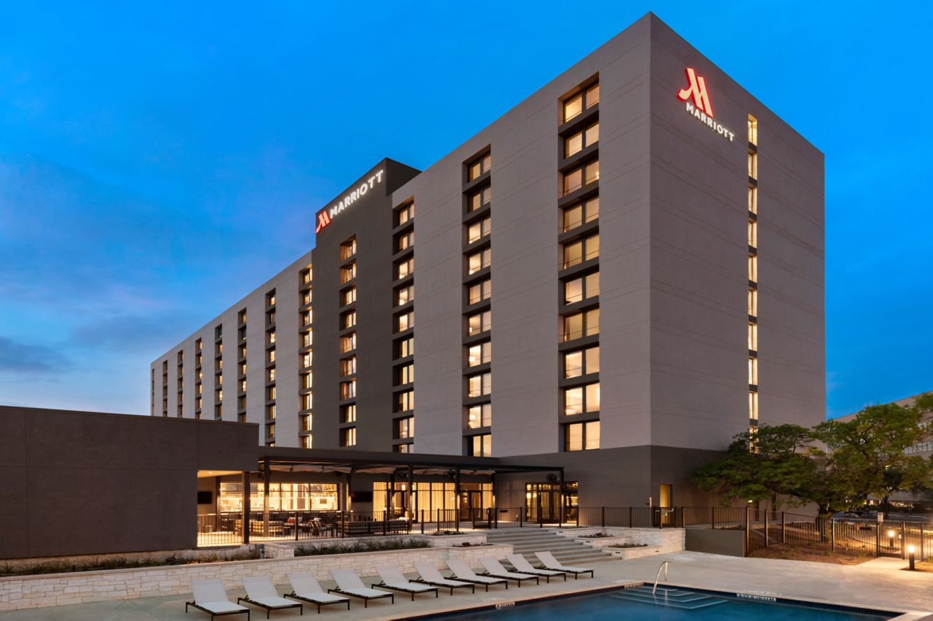 Courtyard Marriott SAT Airport