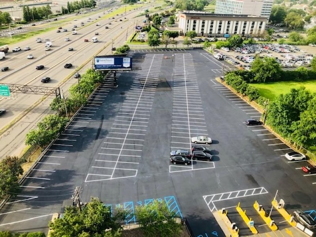 Hilton Newark Airport Parking (EWR)
