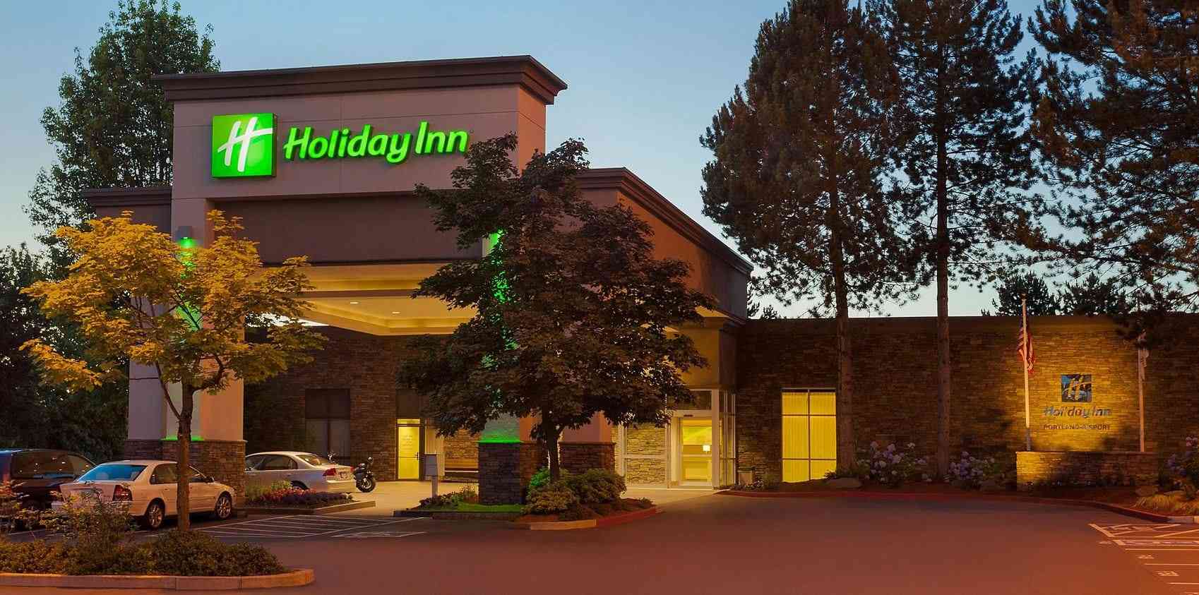 Holiday Inn (PDX)