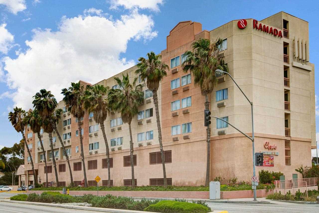 Ramada Plaza Hotel (LAX)