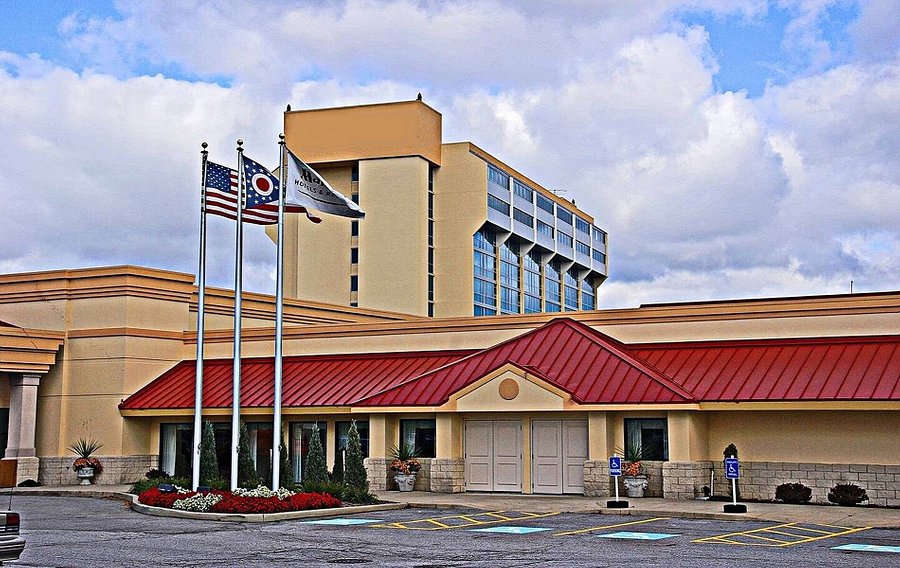 Wyndham Cleveland Airport (CLE)