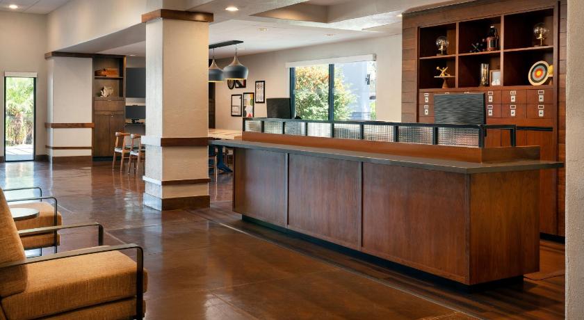 Four Points by Sheraton Tucson Airport (TUS)